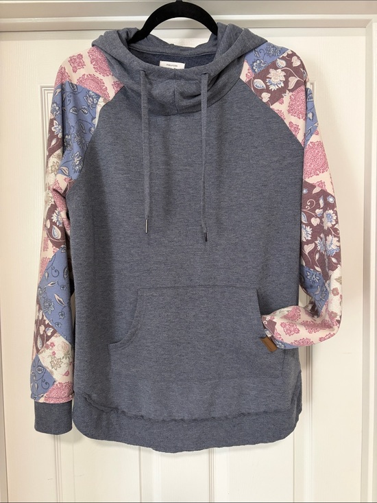 Maurices Tops - Maurices Heather Blue Pullover Hoodie with Floral Patchwork Sleeves